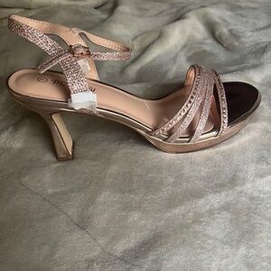 Dress shoes